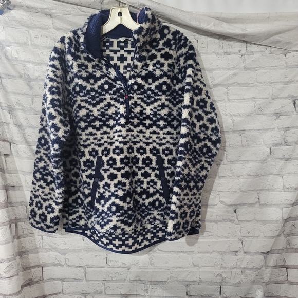 Vineyard Vines Fair Isle Sherpa Popover - Picture 6 of 6